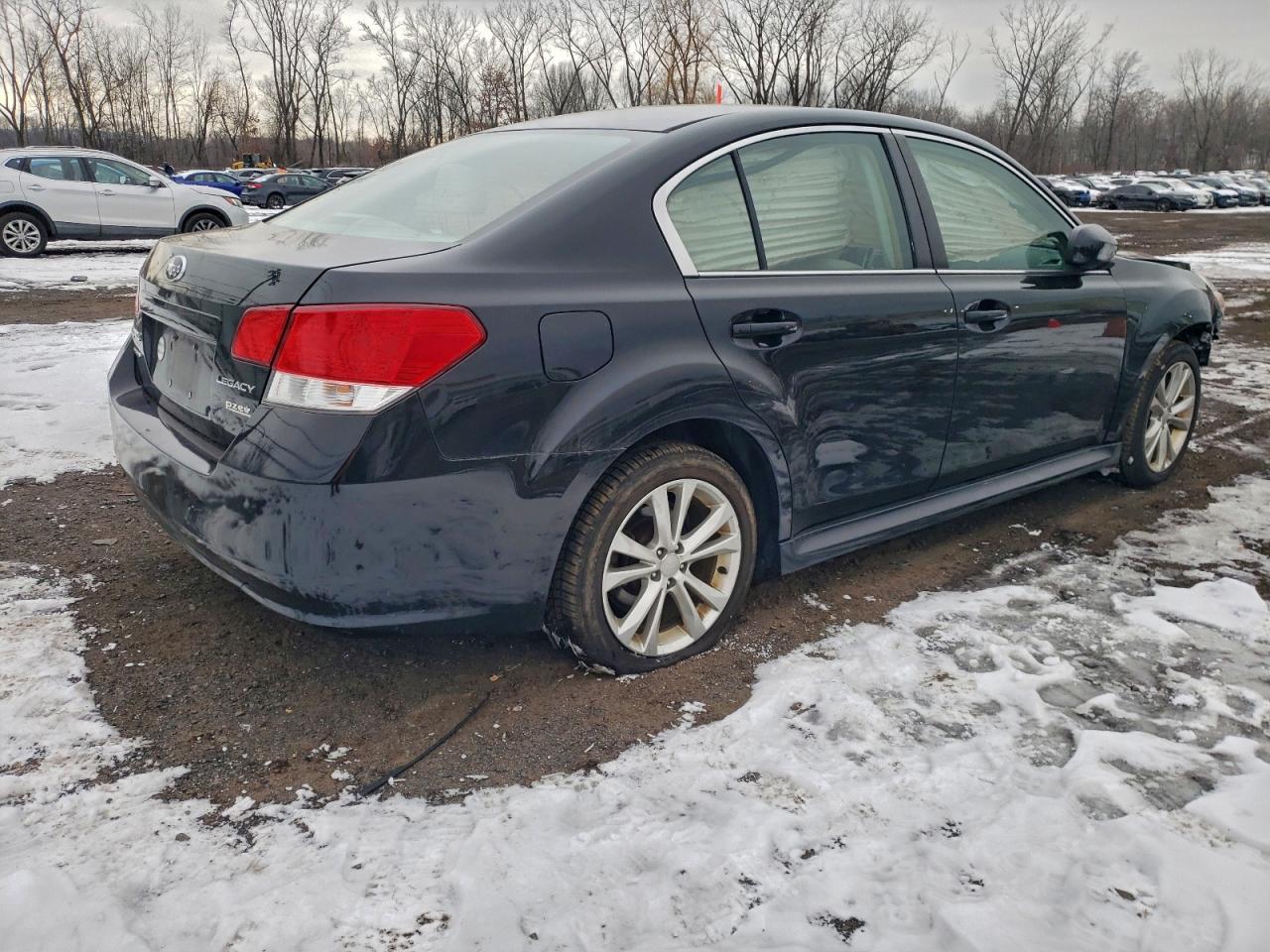 2013 SUBARU LEGACY 2.5I PREMIUM photo 3