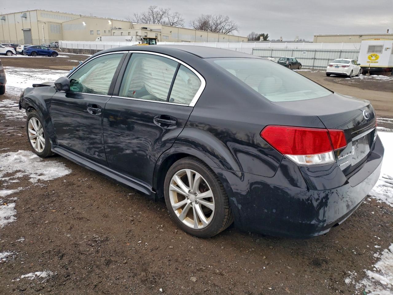 2013 SUBARU LEGACY 2.5I PREMIUM photo 2