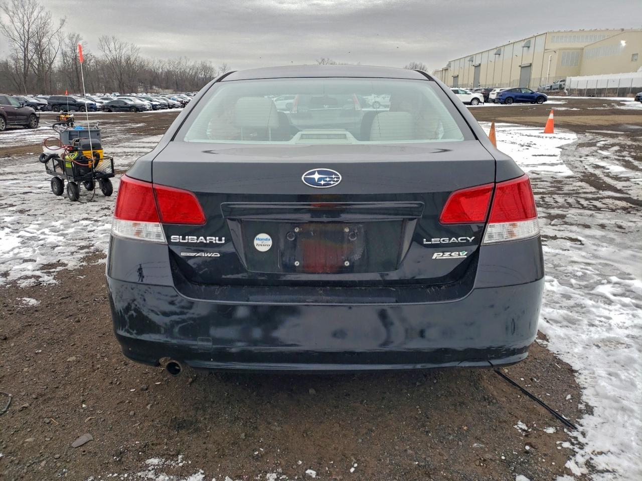 2013 SUBARU LEGACY 2.5I PREMIUM photo 6