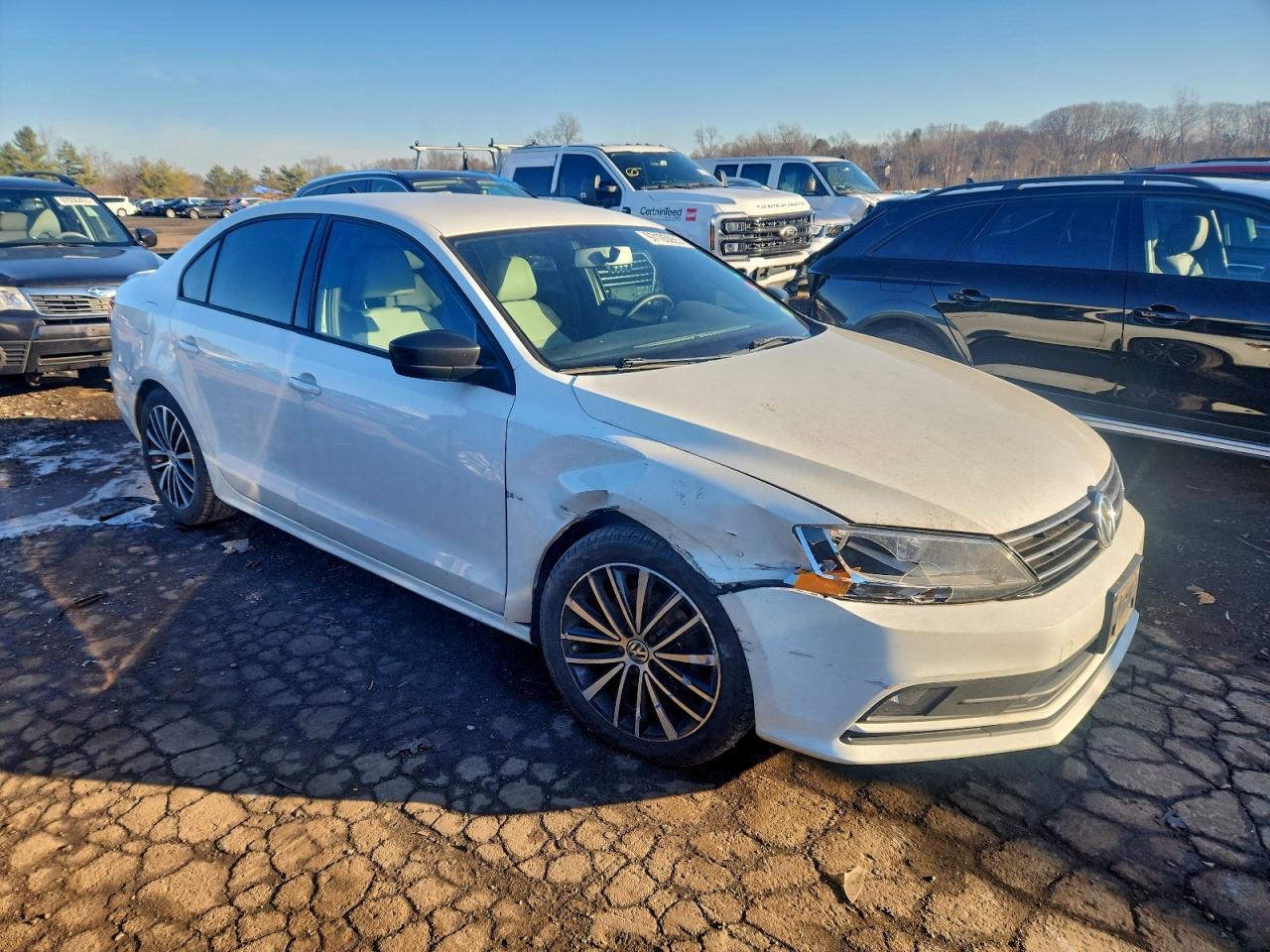 2016 VOLKSWAGEN JETTA SPORT photo 4