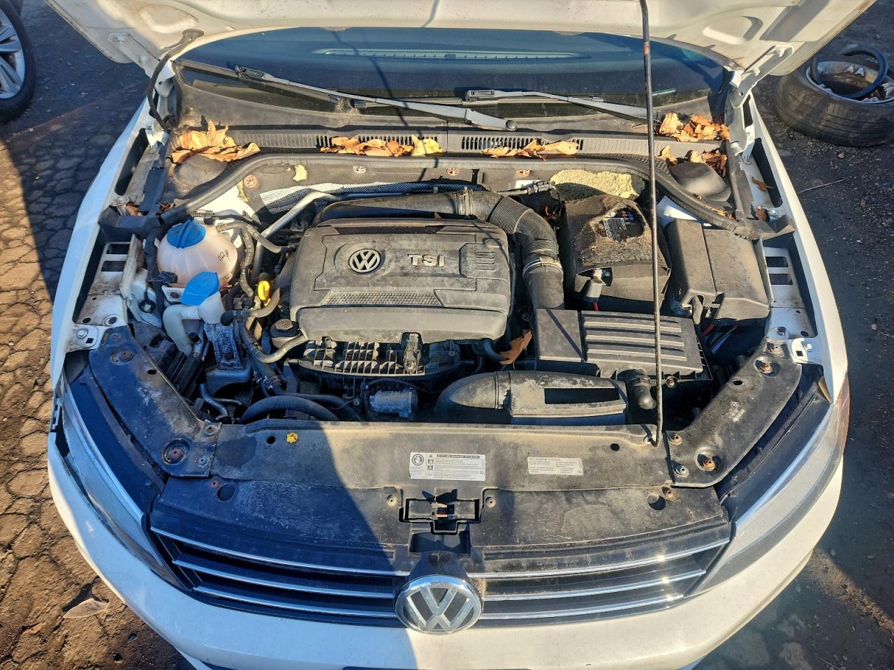 2016 VOLKSWAGEN JETTA SPORT photo 11