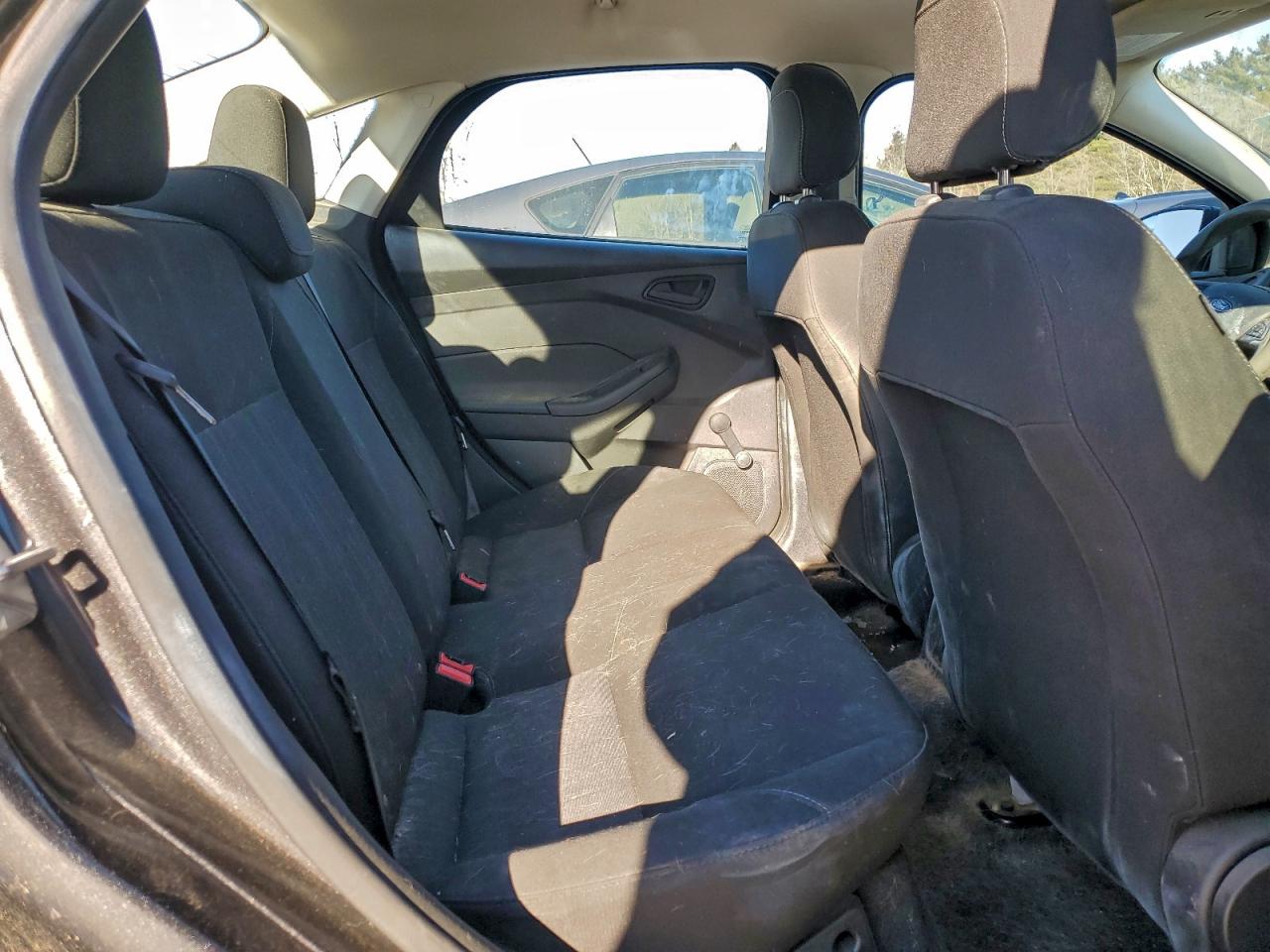2018 FORD FOCUS S photo 10