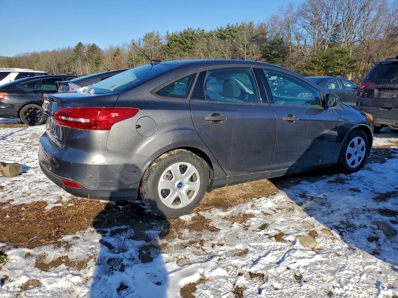 2018 FORD FOCUS S photo 3