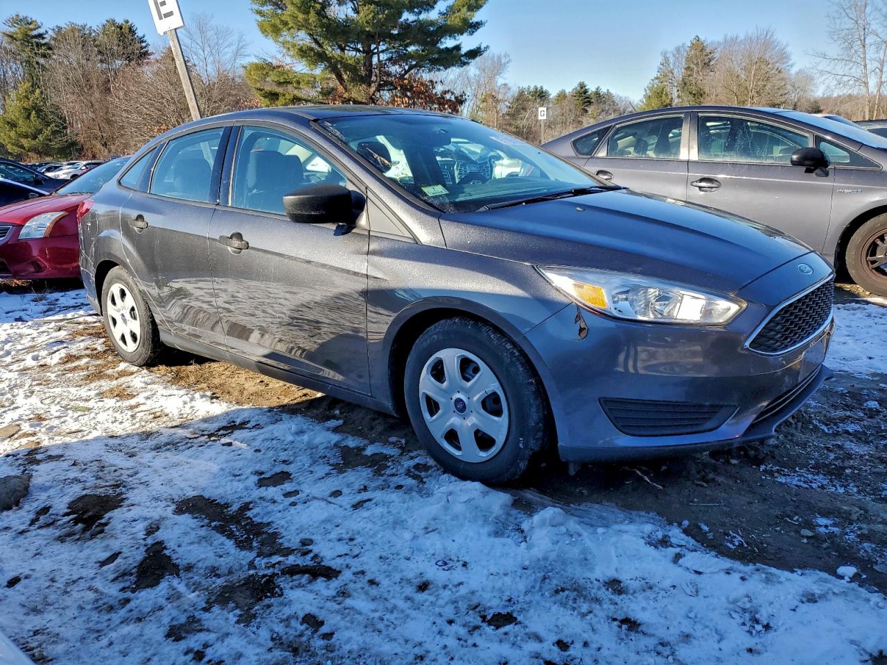 2018 FORD FOCUS S photo 4