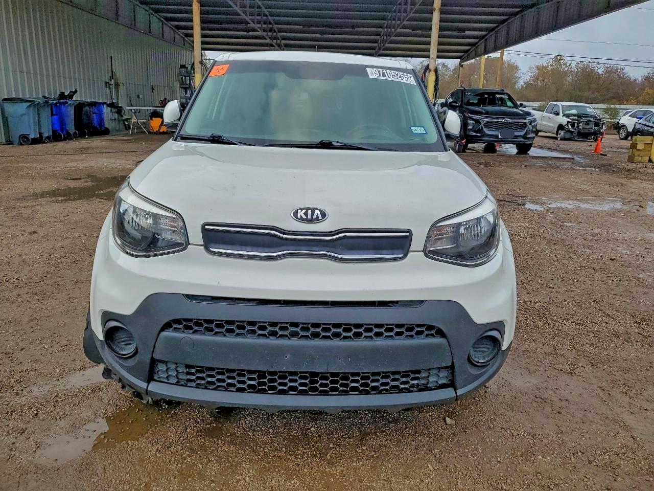 2017 KIA SOUL photo 9