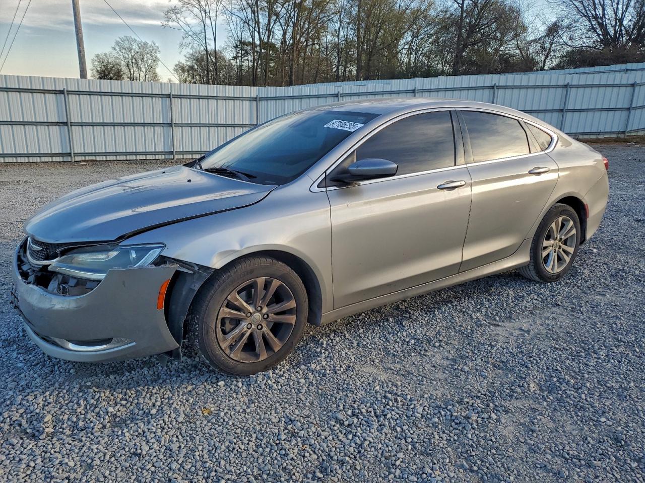 2015 CHRYSLER 200