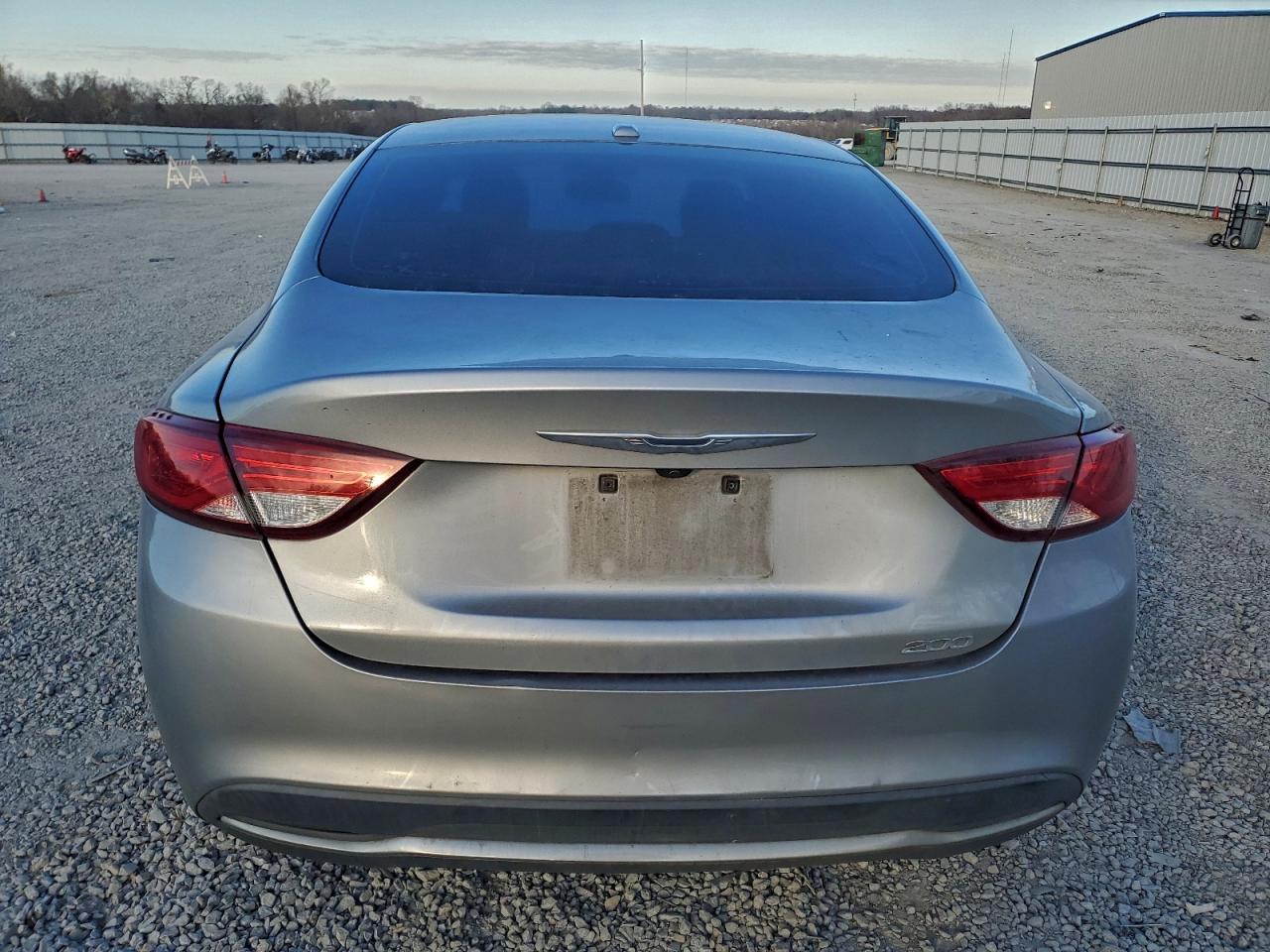 2015 CHRYSLER 200 LIMITED photo 6
