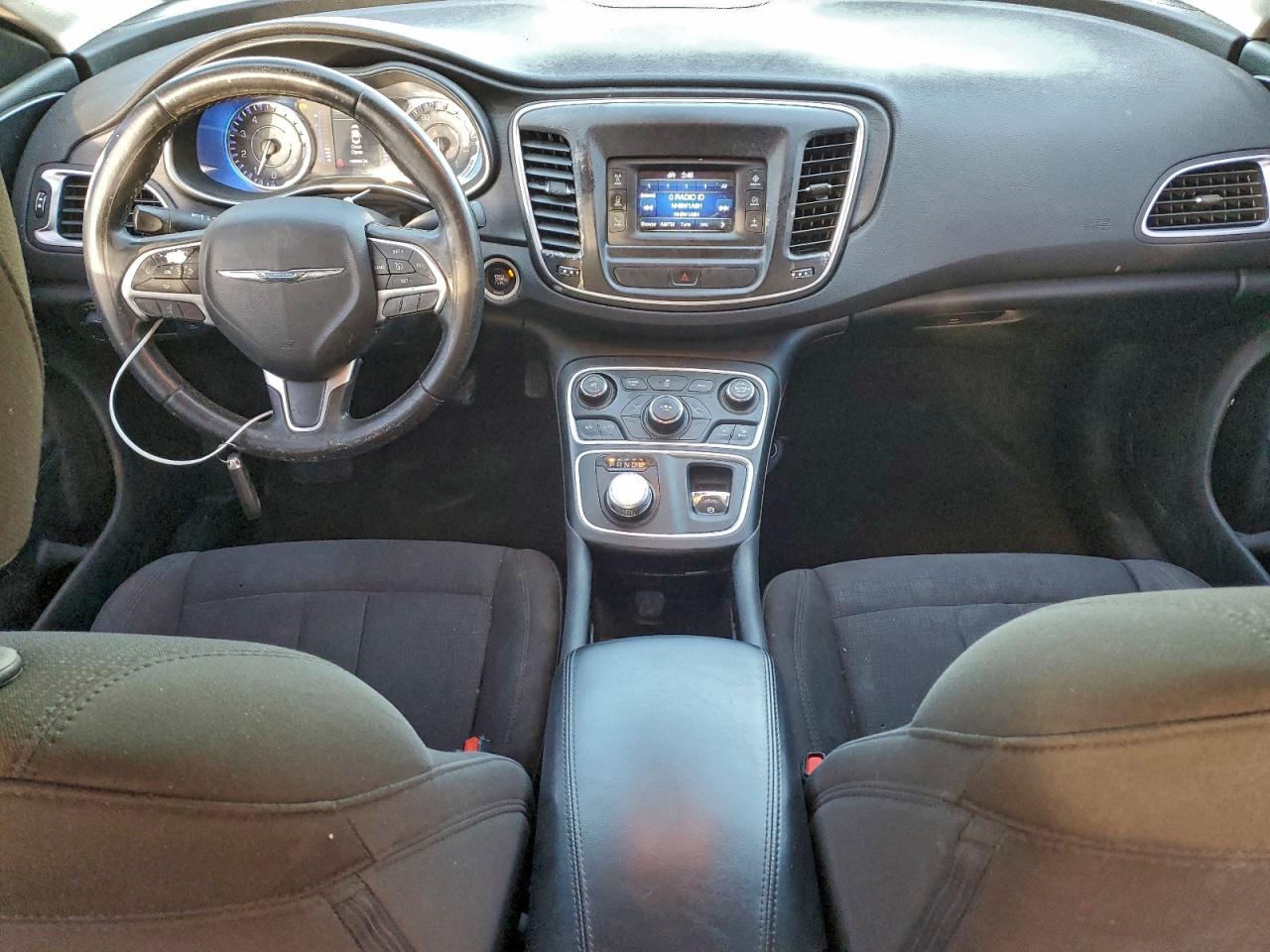 2015 CHRYSLER 200 LIMITED photo 8