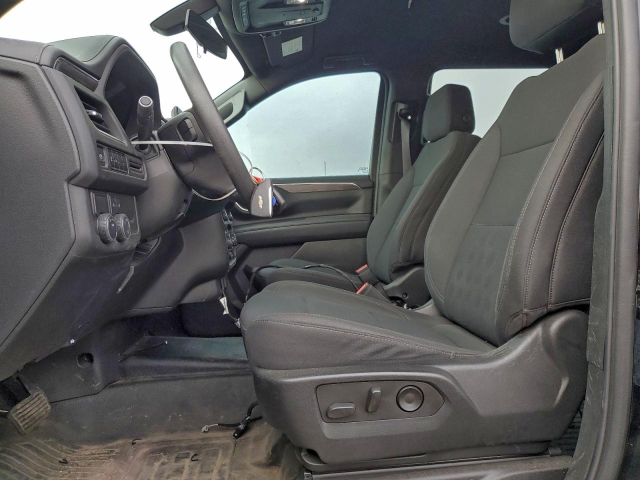 2023 CHEVROLET TAHOE C1500 photo 7