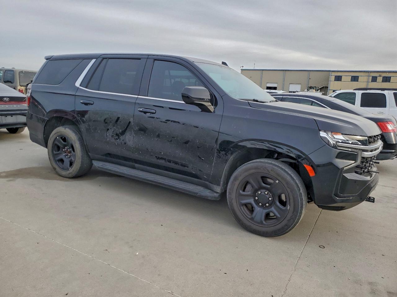 2023 CHEVROLET TAHOE C1500 photo 4