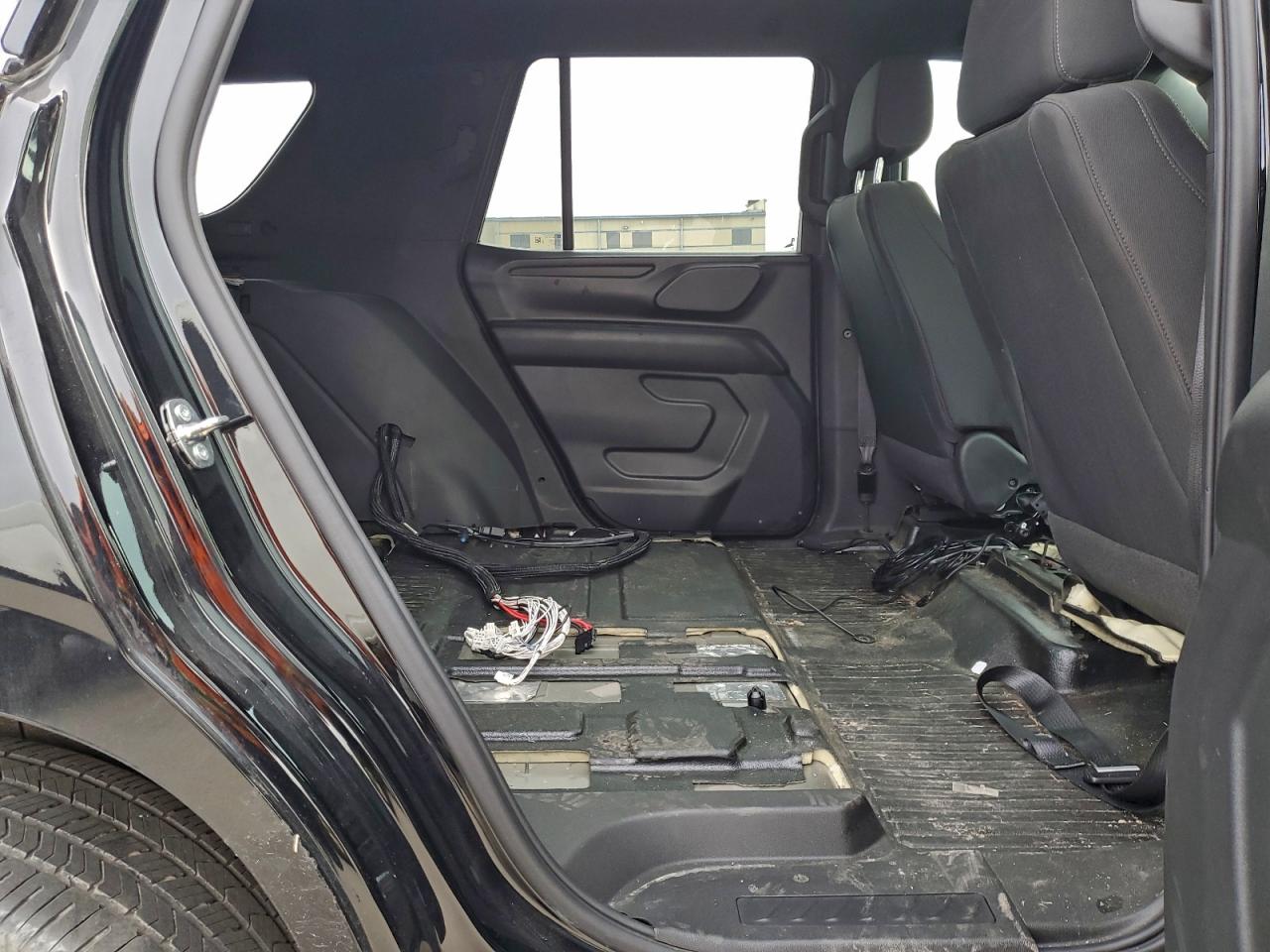 2023 CHEVROLET TAHOE C1500 photo 11