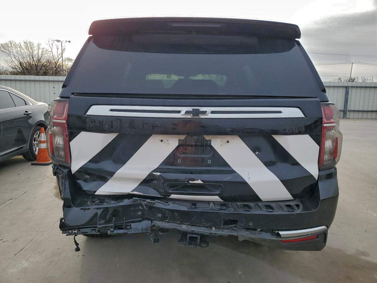 2023 CHEVROLET TAHOE C1500 photo 6