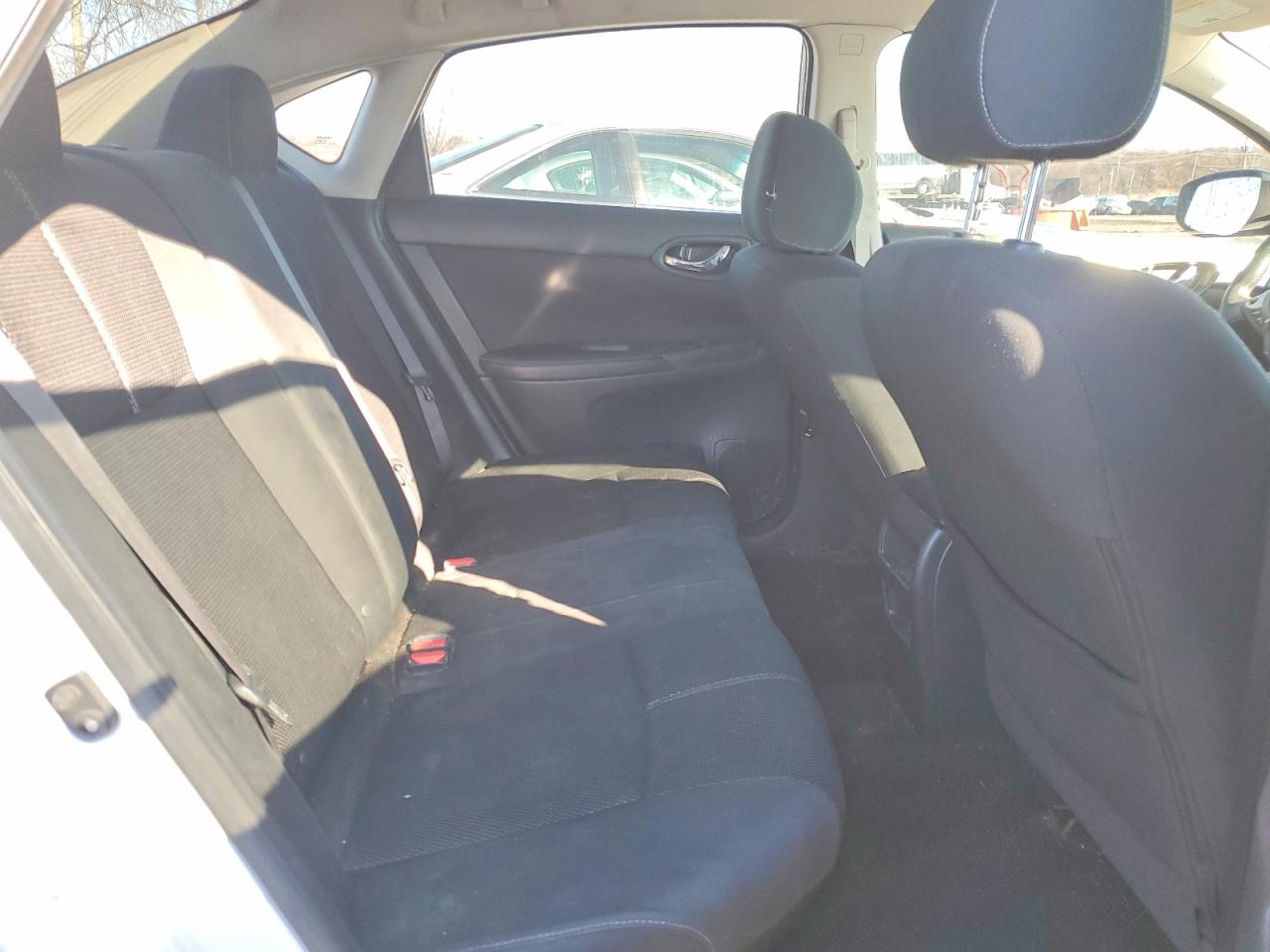 2018 NISSAN SENTRA S photo 10
