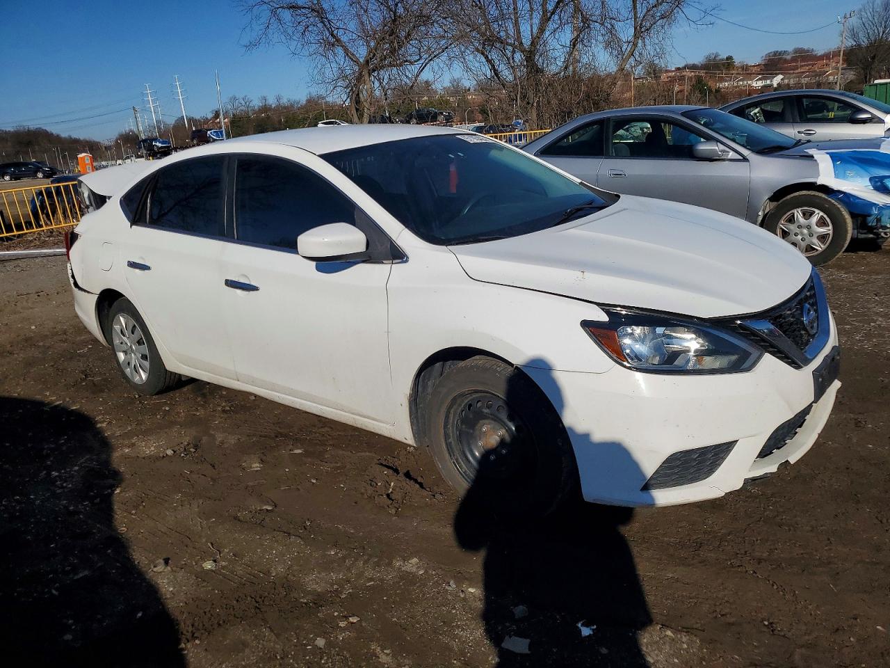 2018 NISSAN SENTRA S photo 4