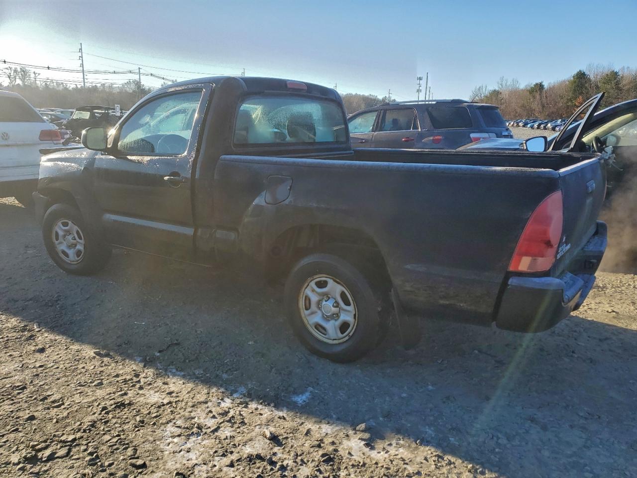 2013 TOYOTA TACOMA photo 2