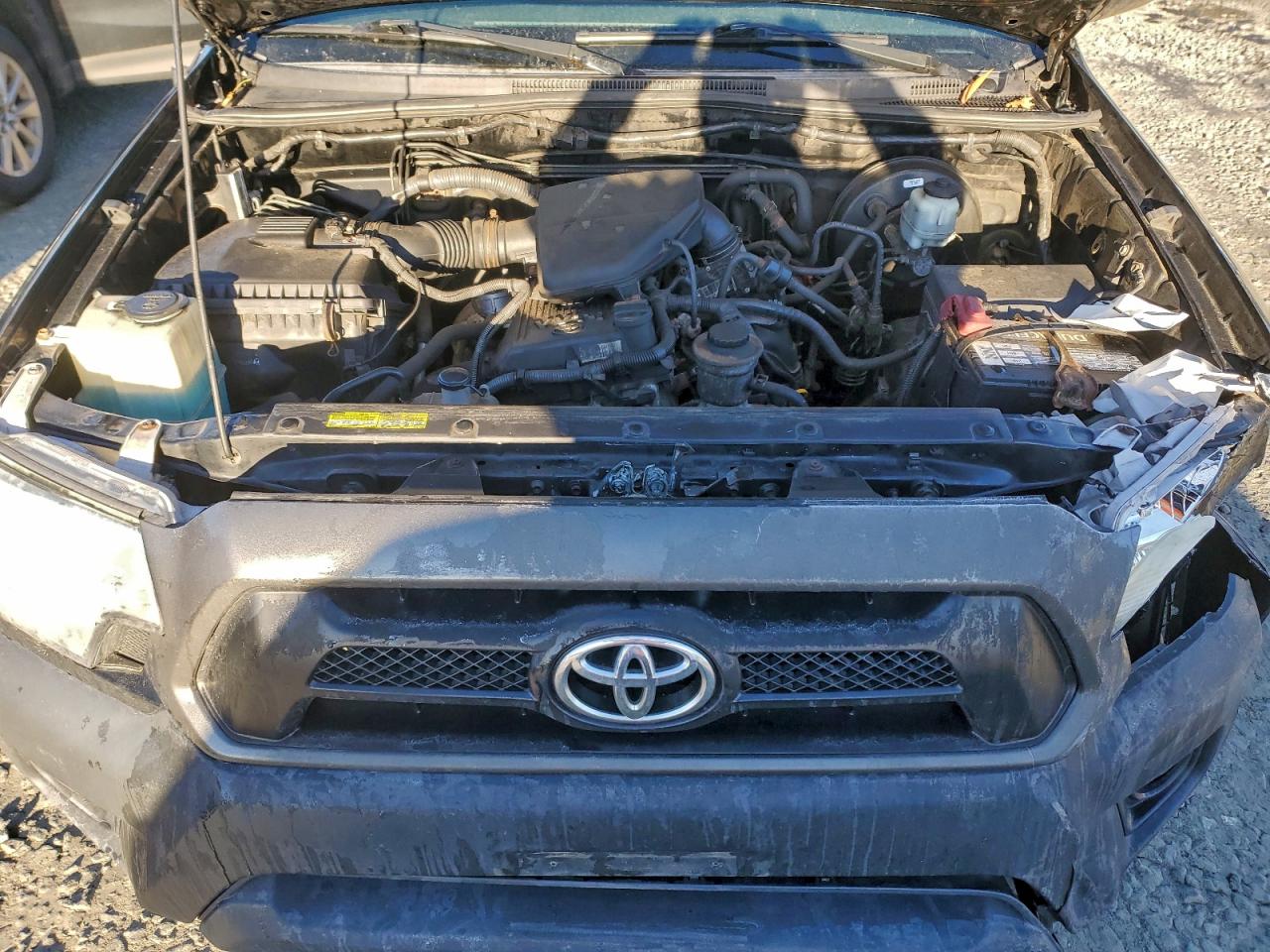 2013 TOYOTA TACOMA photo 11