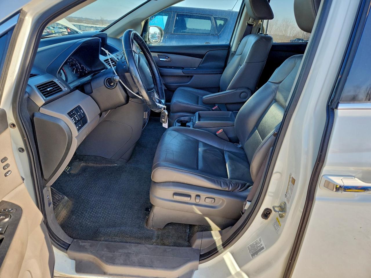 2016 HONDA ODYSSEY TOURING photo 7