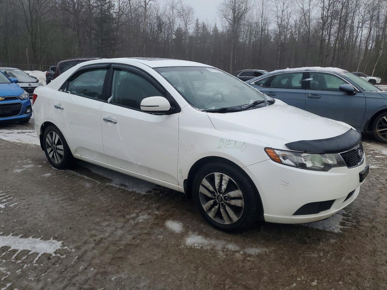 2013 KIA FORTE EX photo 4