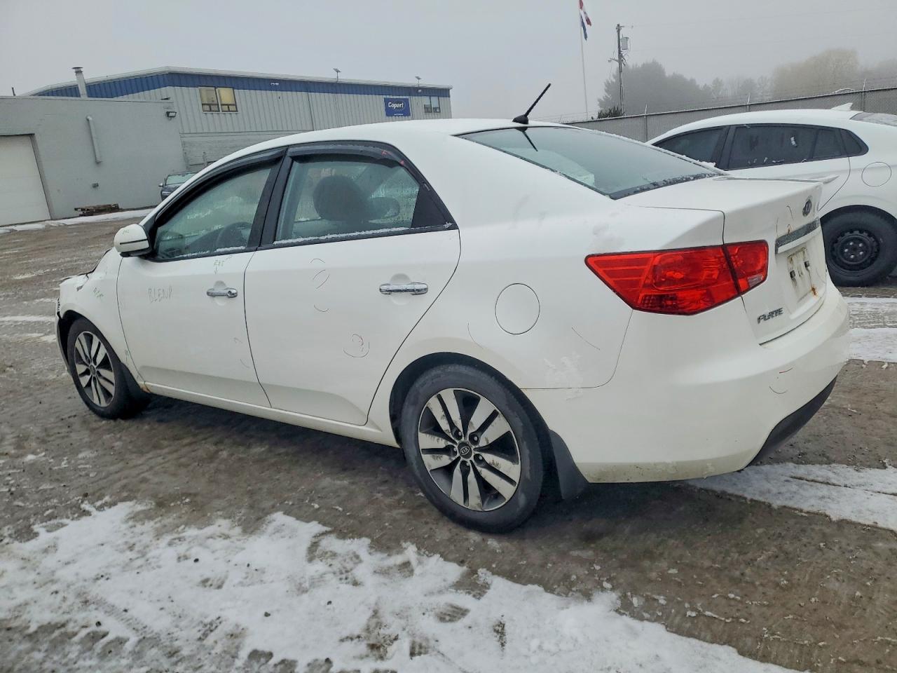 2013 KIA FORTE EX photo 2