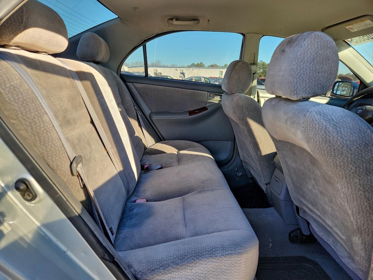 2004 TOYOTA COROLLA CE photo 10