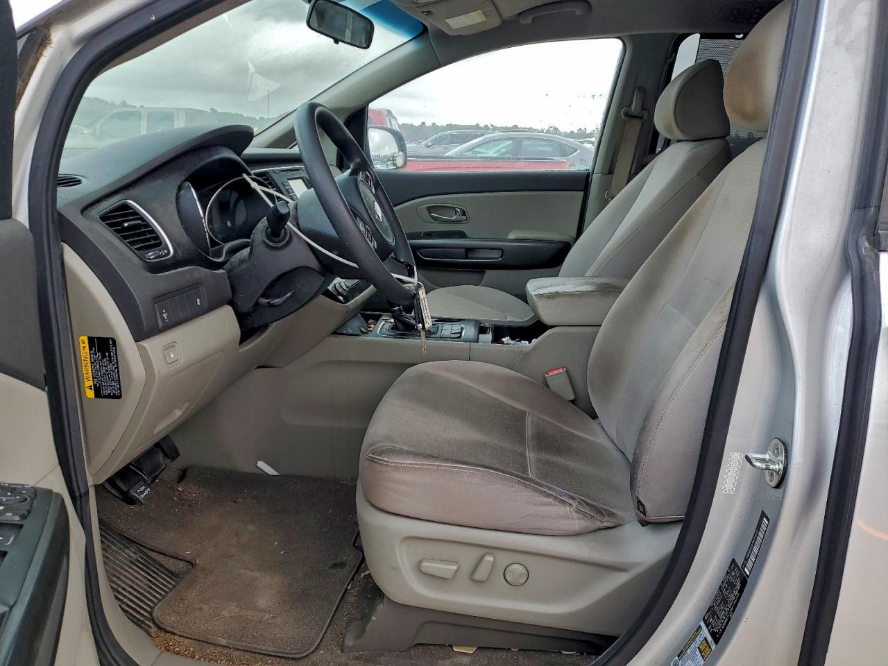 2016 KIA SEDONA LX photo 7