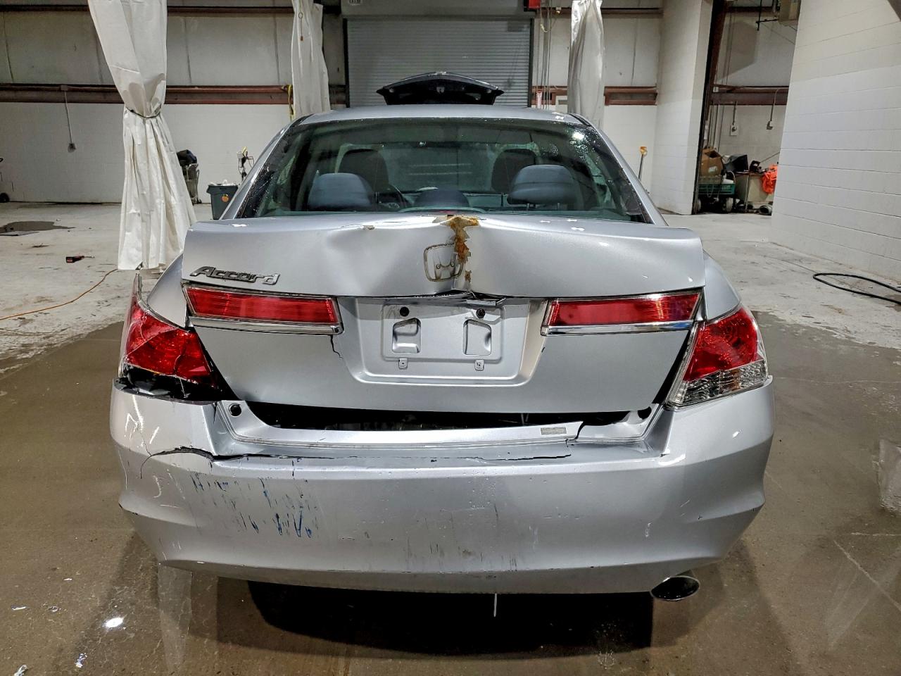 2012 HONDA ACCORD LX photo 6