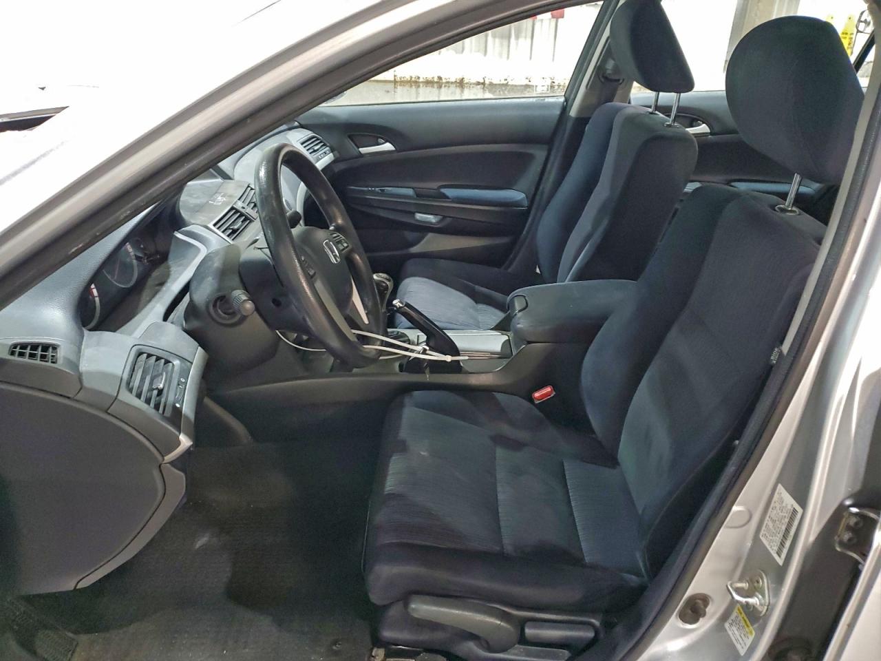 2012 HONDA ACCORD LX photo 7