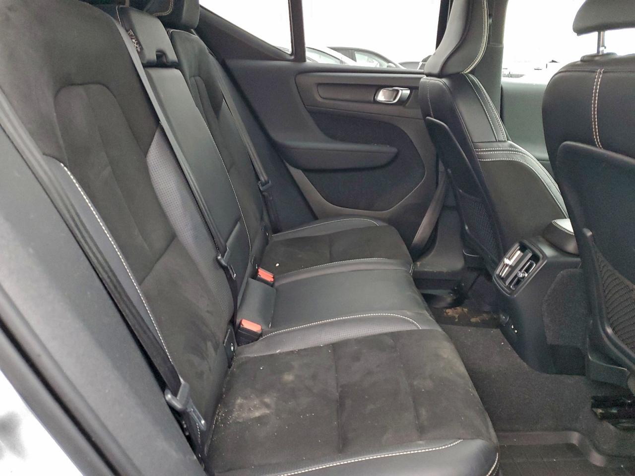 2021 VOLVO XC40 RECHARGE photo 21