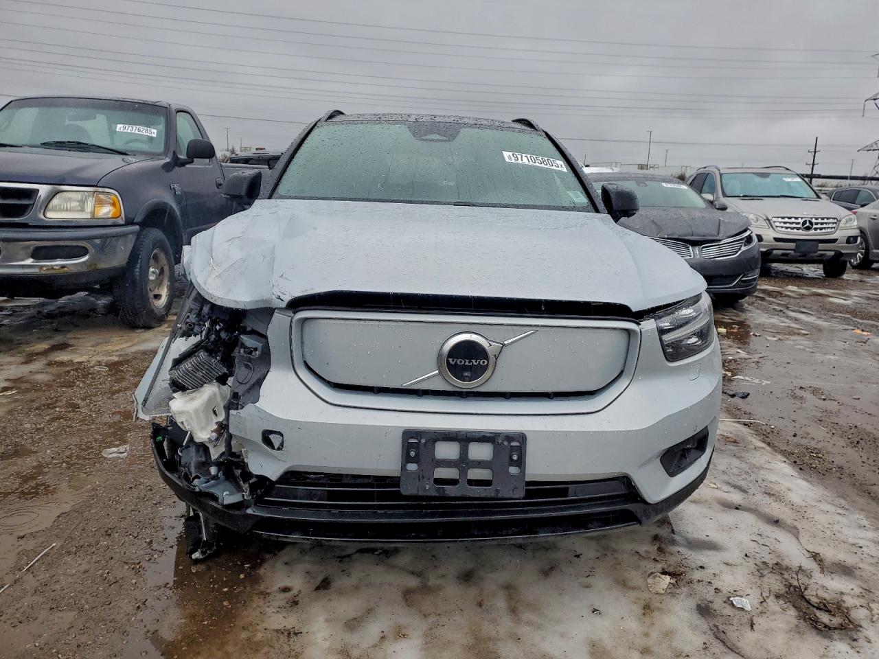 2021 VOLVO XC40 RECHARGE photo 9