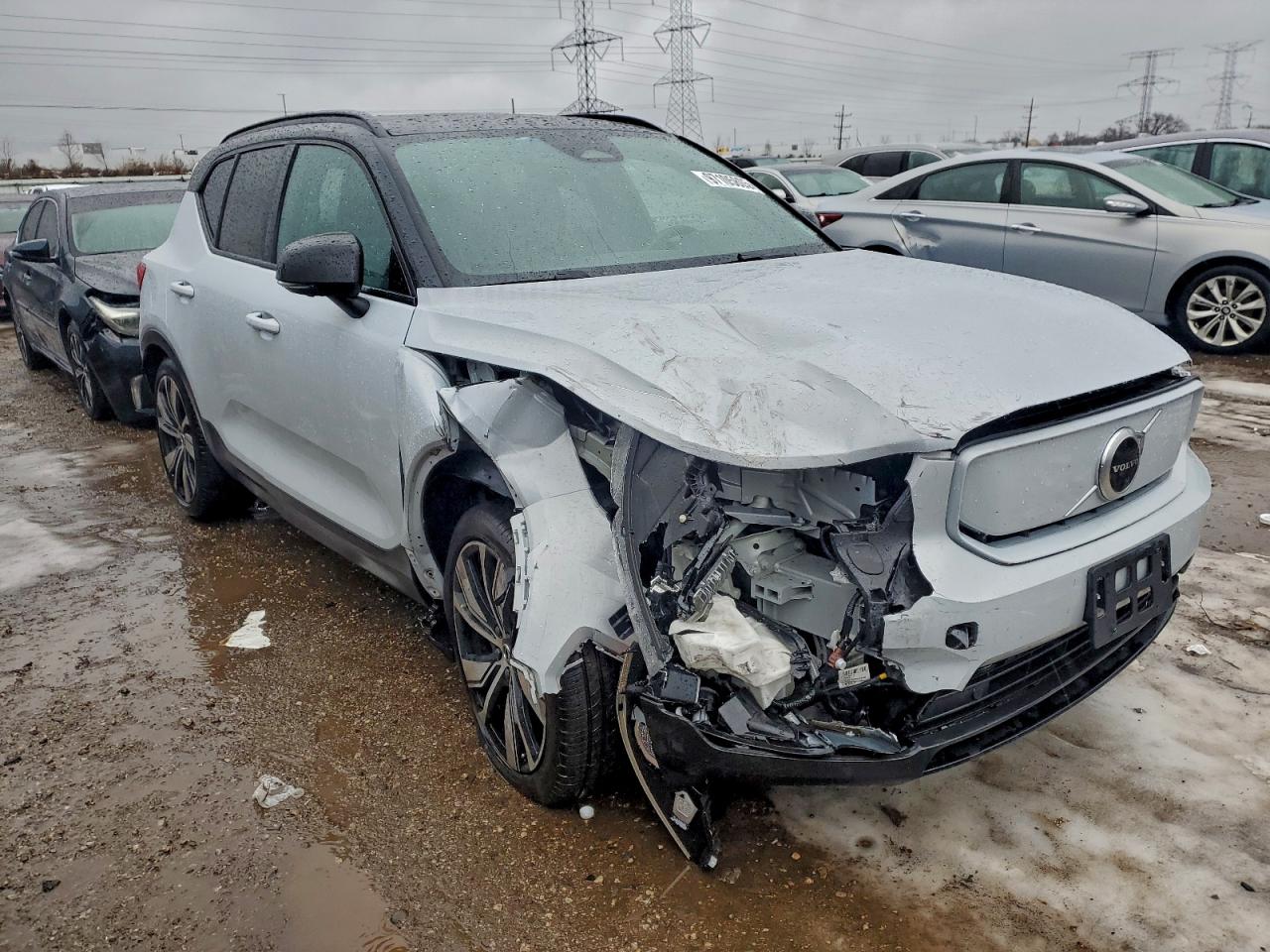 2021 VOLVO XC40 RECHARGE photo 7