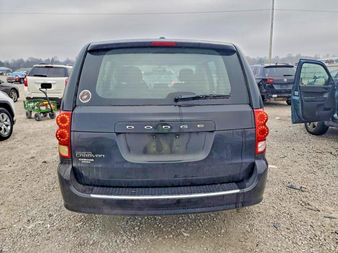 2015 DODGE GRAND CARAVAN SE photo 6