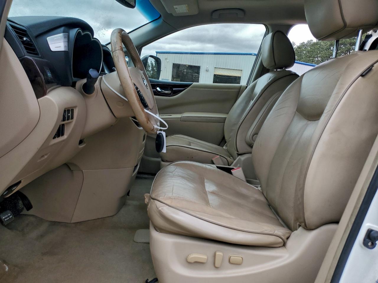 2012 NISSAN QUEST S photo 7