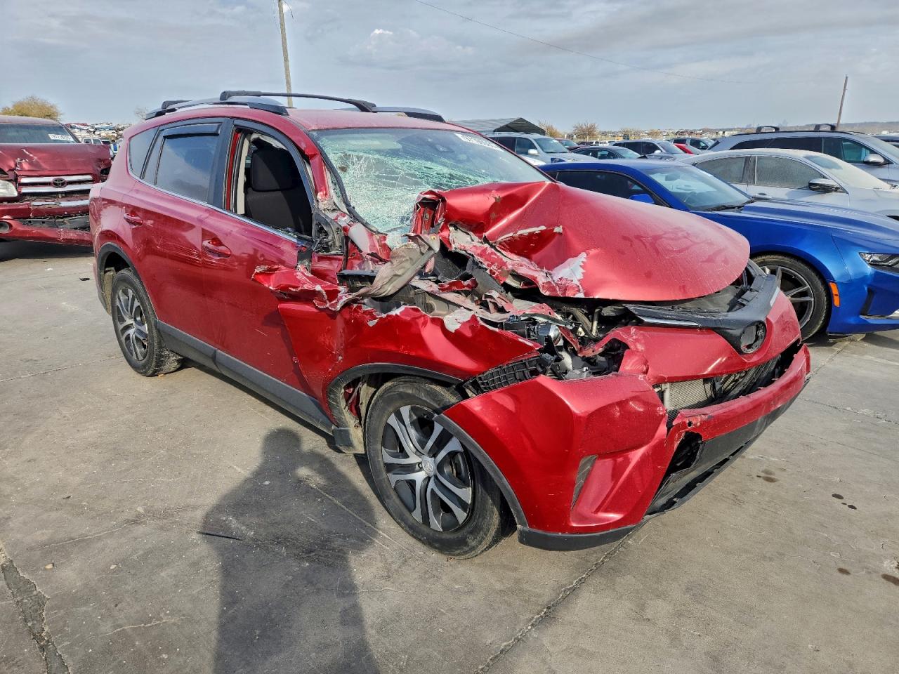 2017 TOYOTA RAV4 LE photo 7