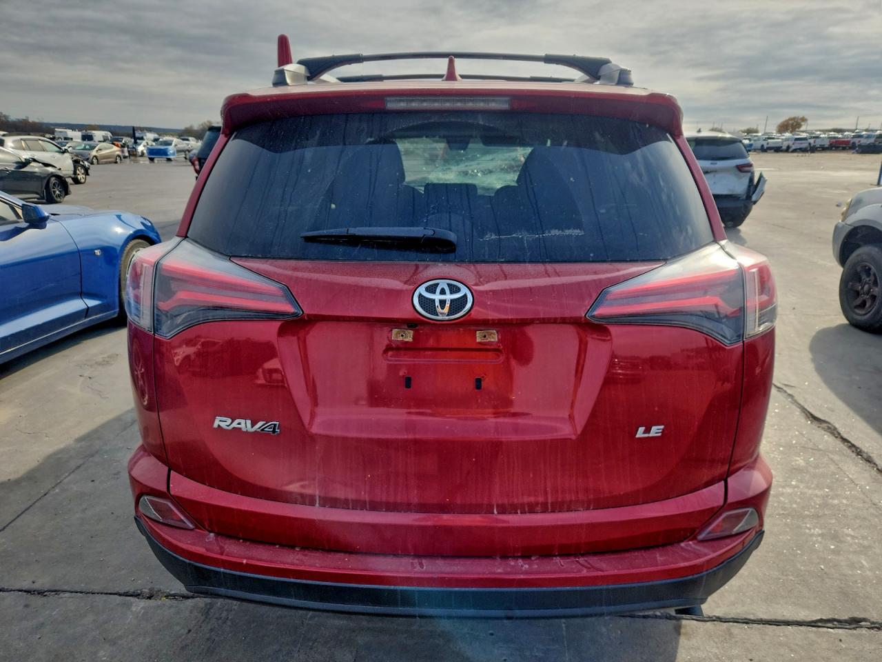 2017 TOYOTA RAV4 LE photo 11