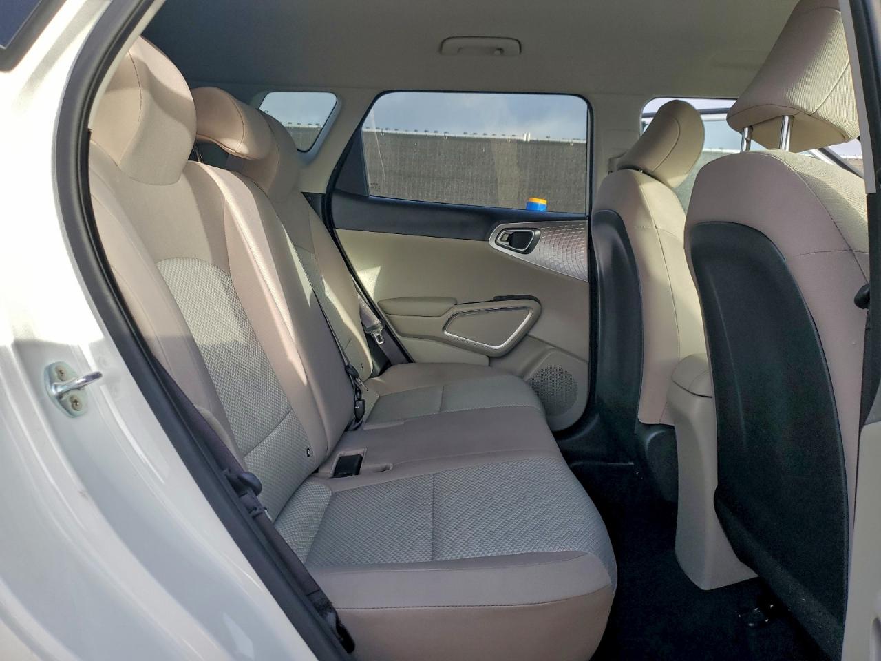 2021 KIA SOUL LX photo 21