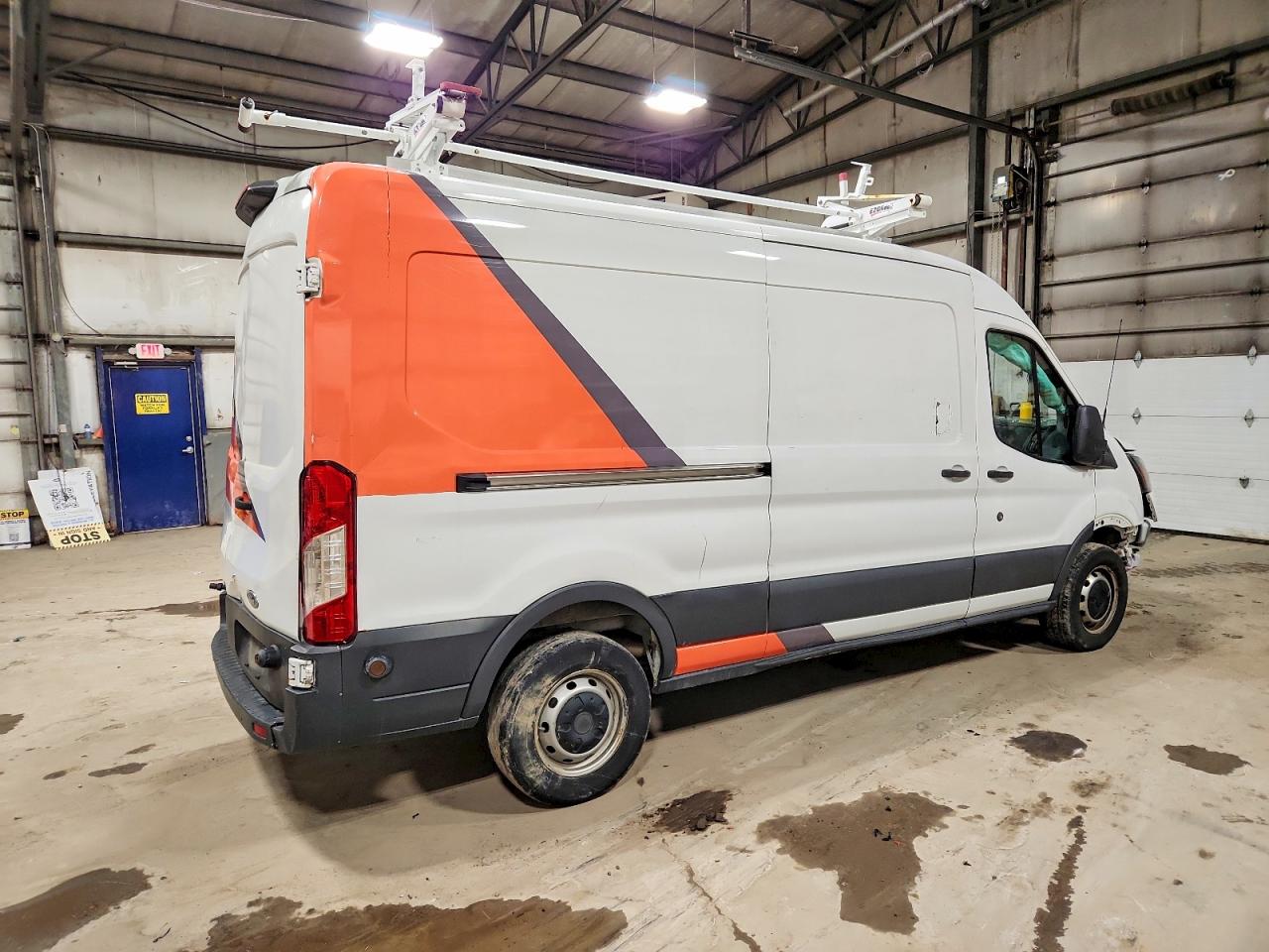2018 FORD TRANSIT T-250 photo 3