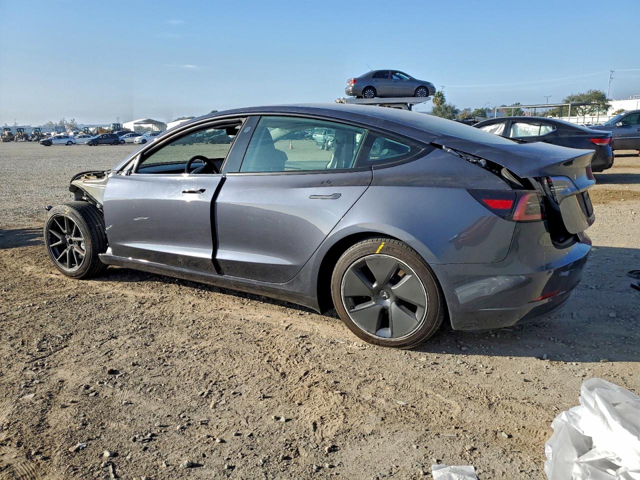 2023 TESLA MODEL 3 photo 3