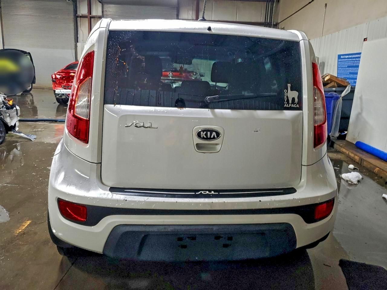2013 KIA SOUL photo 11