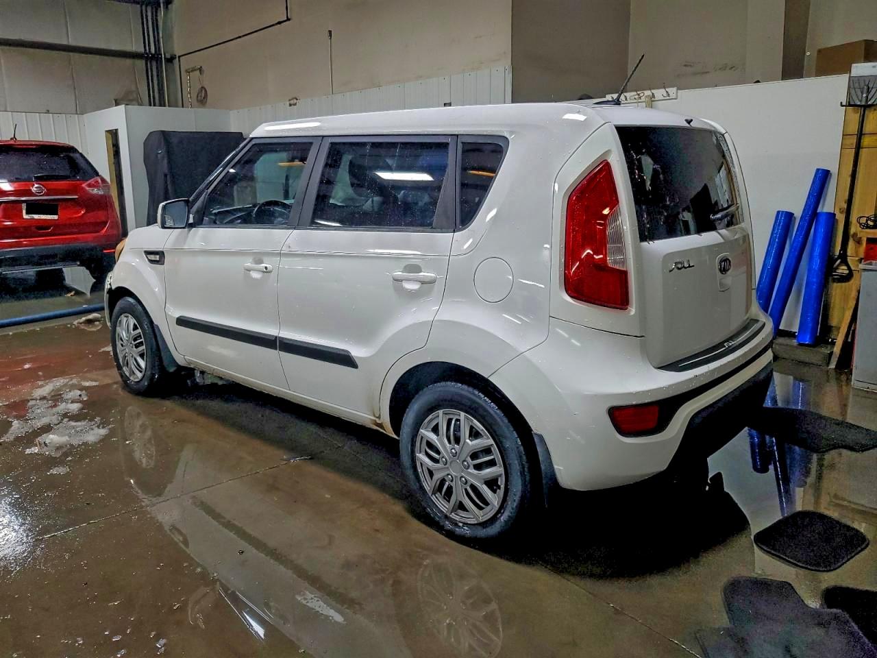 2013 KIA SOUL photo 3