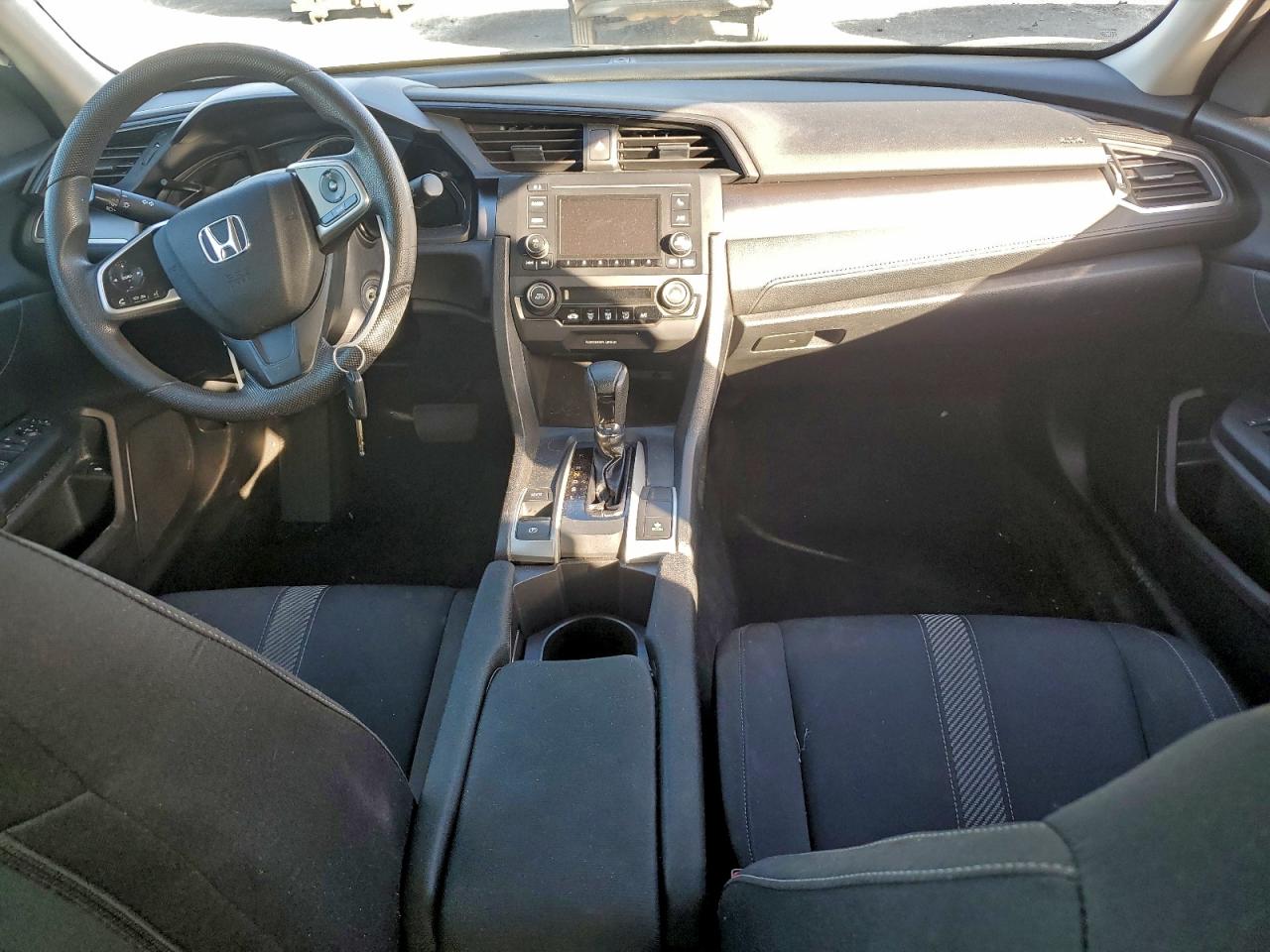 2016 HONDA CIVIC LX photo 15
