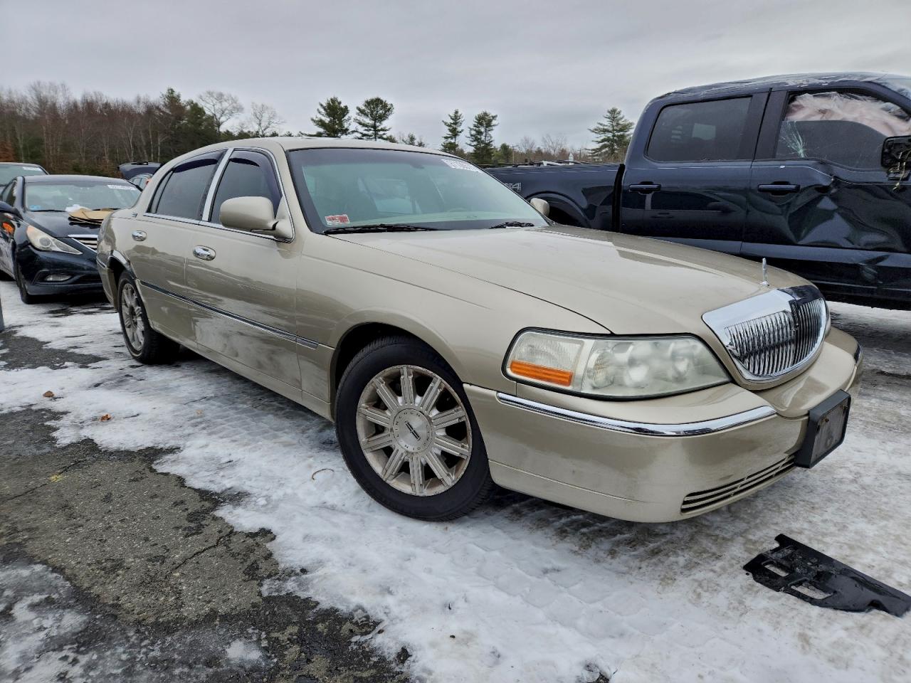 2007 LINCOLN TOWN CAR SIGNATURE LIMITED photo 7
