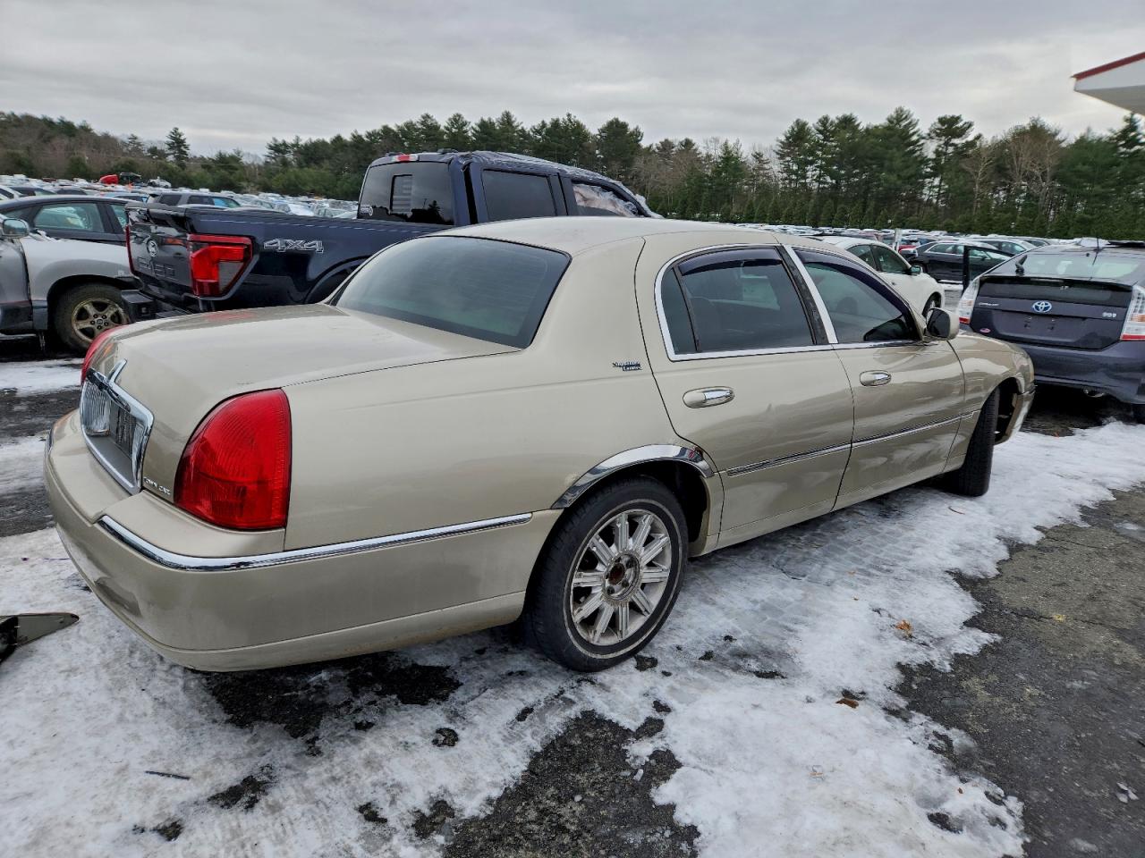 2007 LINCOLN TOWN CAR SIGNATURE LIMITED photo 5