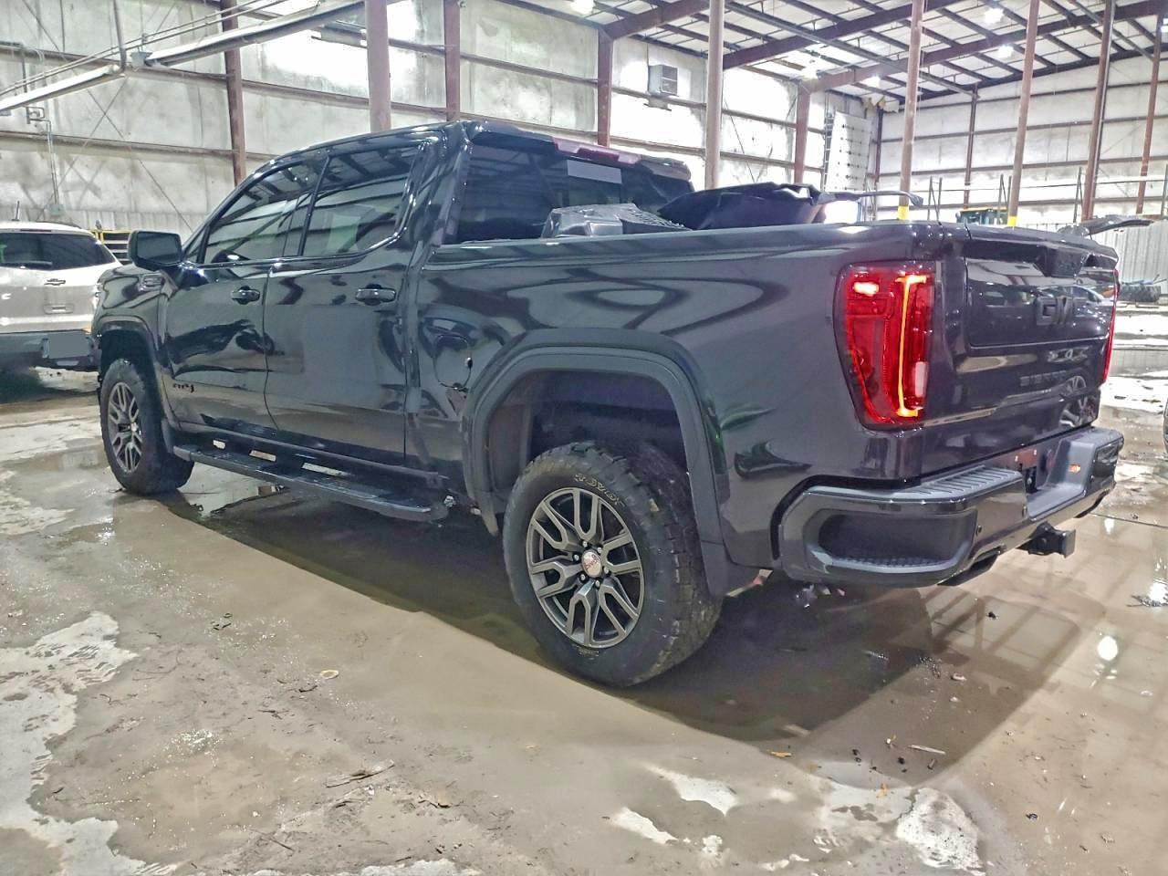2020 GMC SIERRA K1500 AT4 photo 3
