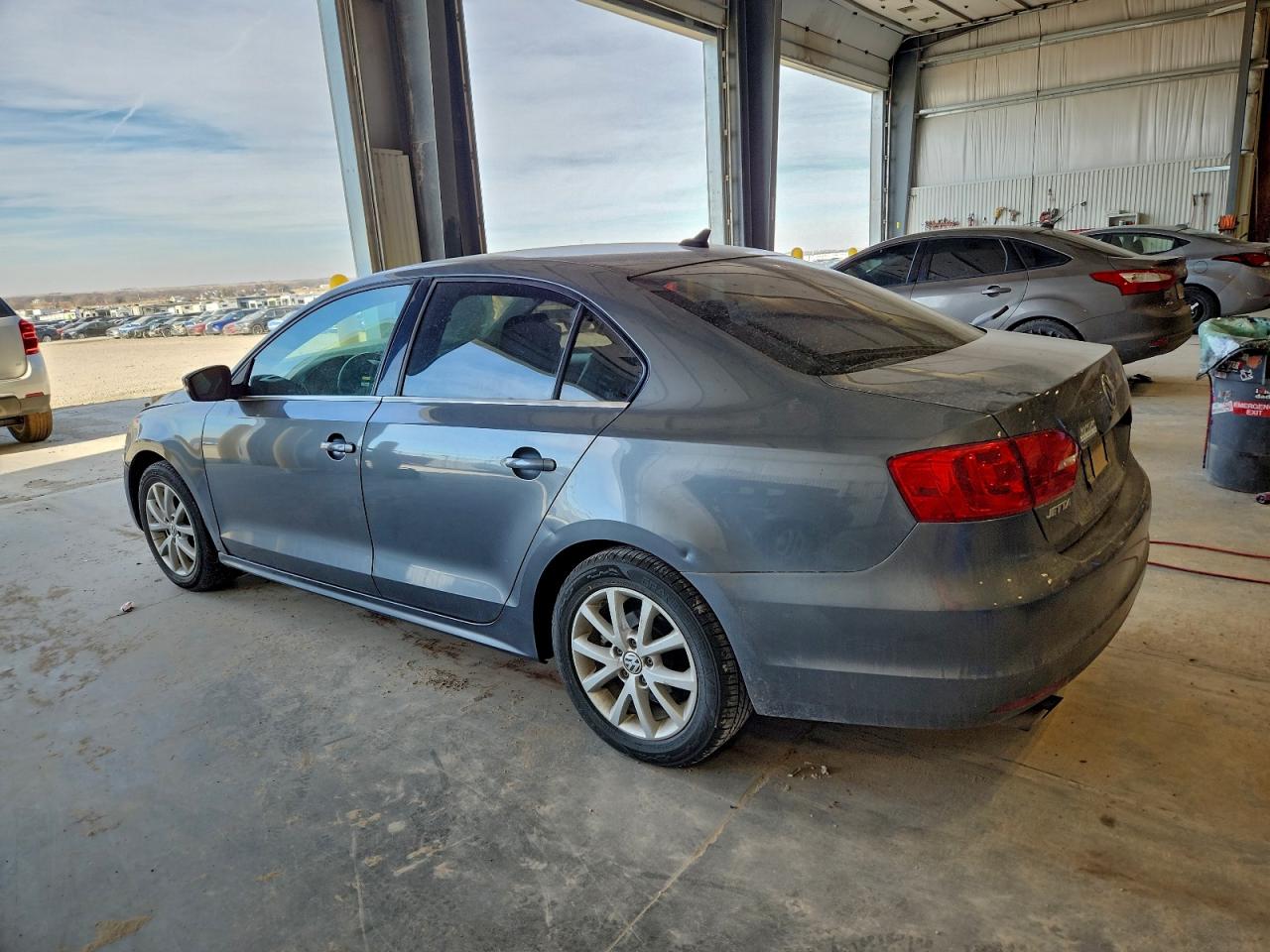 2014 VOLKSWAGEN JETTA SE photo 3