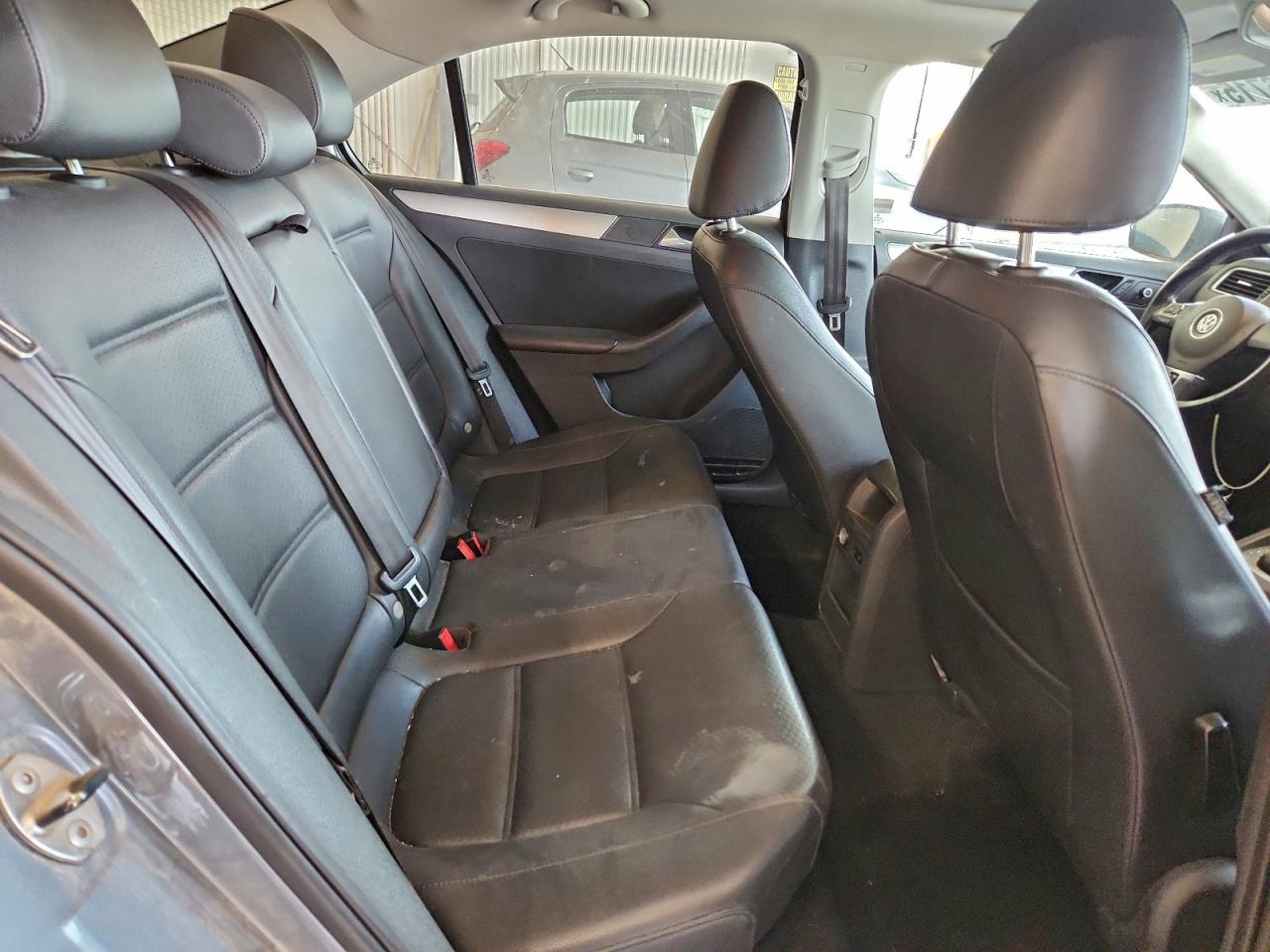 2014 VOLKSWAGEN JETTA SE photo 19