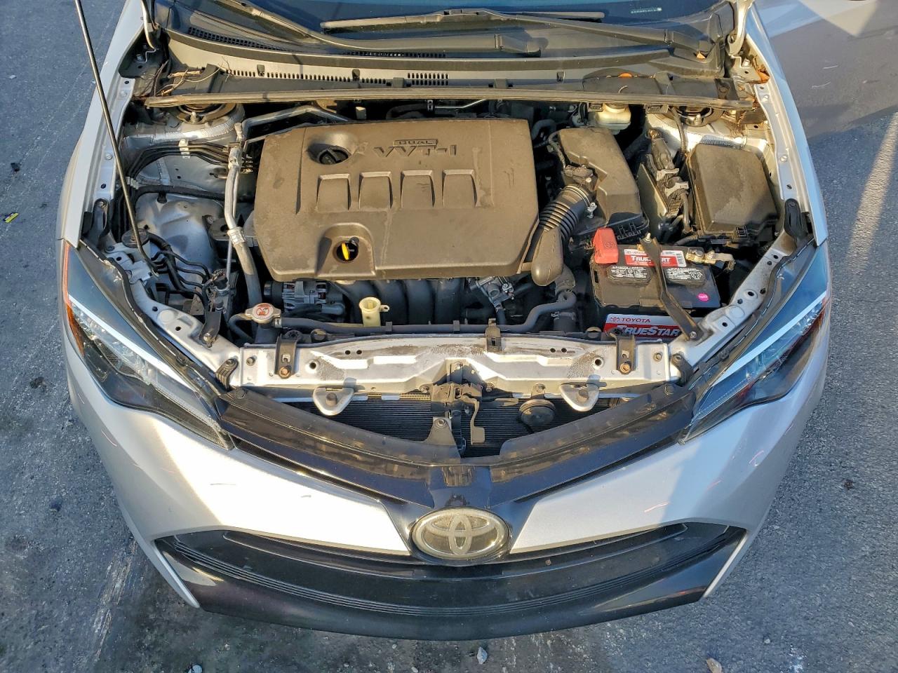 2018 TOYOTA COROLLA L photo 11