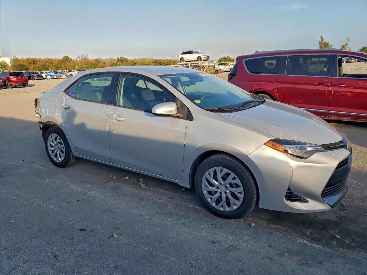 2018 TOYOTA COROLLA L photo 4