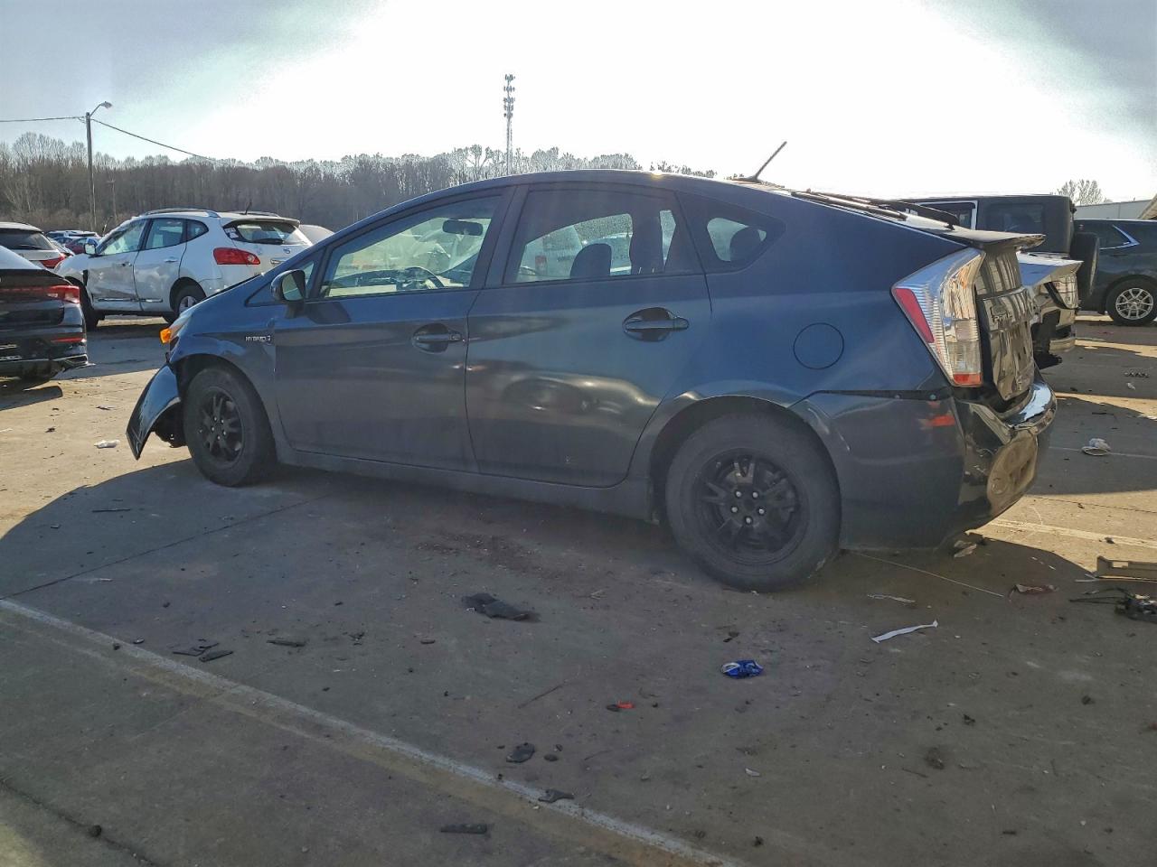 2011 TOYOTA PRIUS photo 2