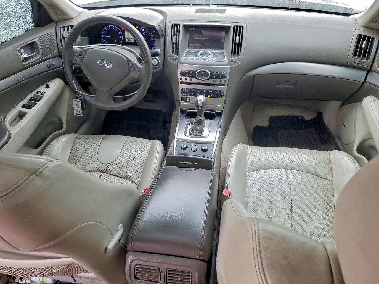 2012 INFINITI G37 photo 15