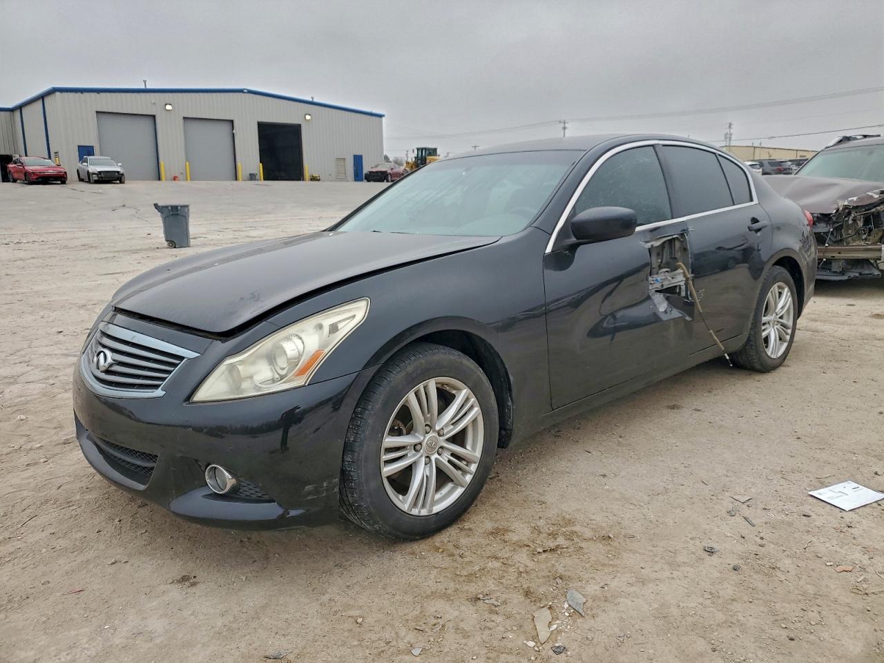 2012 INFINITI G37